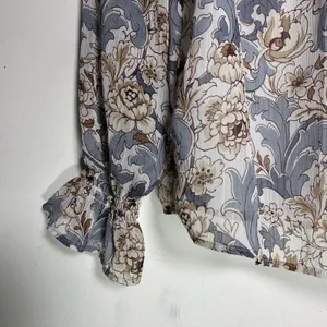 Ann Taylor‎ Factory MP Floral Damask Blouse Blue Tan Ruffle Cuff Long Sleeve thumbnail 8