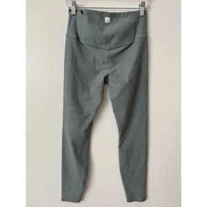 Vuori S Clean Elevation Leggings in Sea Foam Green thumbnail 6