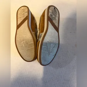 Sperry Women’s Suede Boat Shoes Tan Leather Lace Loafers Size 6 thumbnail 2