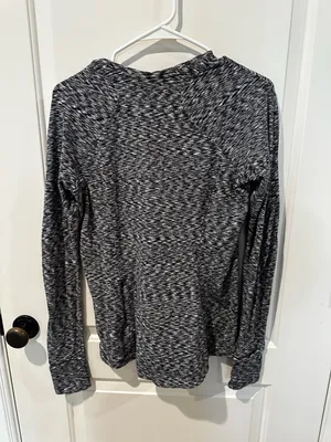 Lululemon Long Sleeve Top thumbnail 2