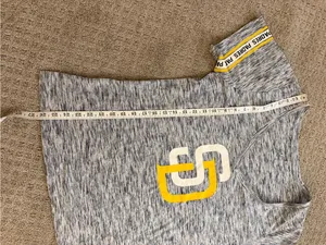 5th & Ocean New Era San Diego Padres Womens V-Neck Tee Shirt 2XL Heather Gray thumbnail 8