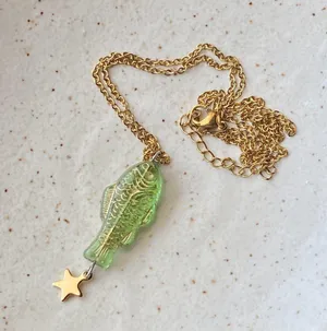 Handmade quality Czech glass green fish & star boho funky fairy necklace🌀🐟💚 thumbnail 8