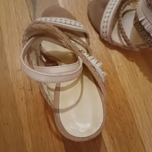 Nine West Nude Fringed Rhinestone Accent Heels in sz 7 thumbnail 5