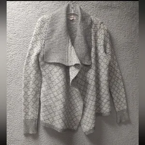 LOFT Women’s Gray Textured Knit Cardigan Sweater Shawl Collar Fall Chic M thumbnail 5