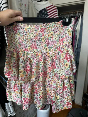 VERO MODA NWT  Floral Mini Skirt thumbnail 1