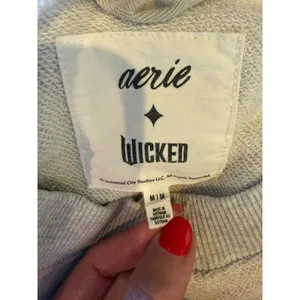 Aerie Wicked Big Chill Crew‎ Sweatshirt Women Medium Gray Broadway Athleisure thumbnail 10