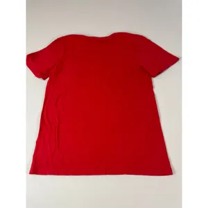 Nike Red Tee Shirt Size S Gold “Just Do It” Logo Athleisure thumbnail 6