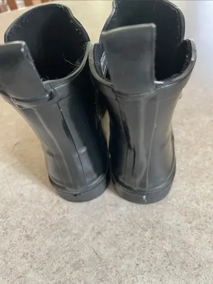 Capelli of New York Black Glossy Short Rain Boots thumbnail 7