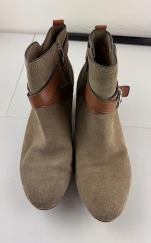COACH‎ Pauline Taupe Suede Leather Buckle Ankle Boots Booties Womens Size 6 thumbnail 1