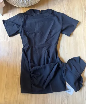 superdown Black Short Sleeve Dress thumbnail 1