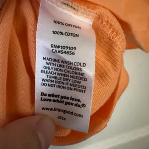 Life Is Good Women’s Wordle Orange Tee thumbnail 4