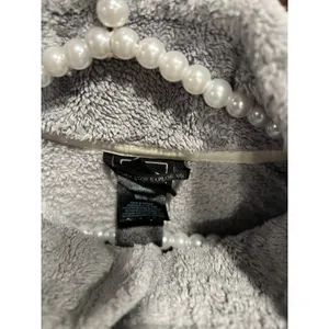 The North‎ Face Women's Osito fleece jacket in a light grey medium thumbnail 3