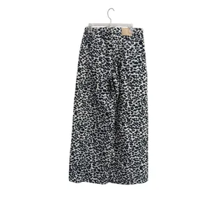 Zara Leopard Print Wide Leg Jeans High Rise Animal Print Denim Size 8 US 40 EUR thumbnail 2