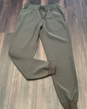 Lululemon On the Fly Jogger Olive Green Luxtreme Drawstring Pants Size 4 Active thumbnail 1