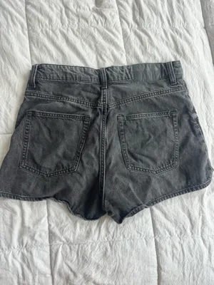 H&M Shorts Denim thumbnail 2