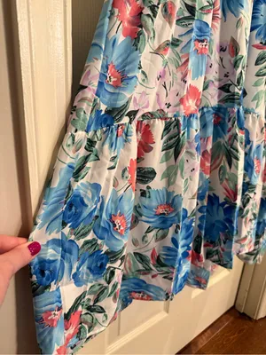 Pretty Garden Button-Front Floral Midi Dress in Blue & Pink thumbnail 8