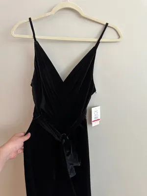 David’s Bridal V-Neck Velvet Jumpsuit with Tie Waist thumbnail 9