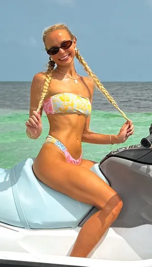 Roxy bikini set  thumbnail 1