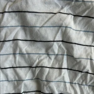 Universal Threads Short Sleeve Tee with Blue Stripes thumbnail 3