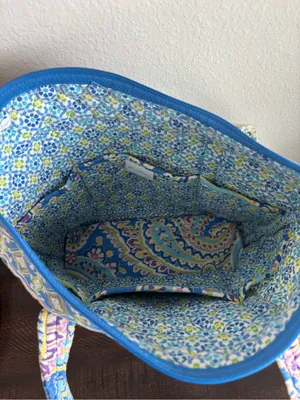 Retired Capri Blue Paisley Vera Bradley Tote & Wallet thumbnail 6
