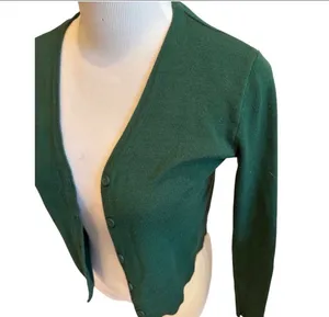 Brandy Melville Hunter Green Cardigan Sweater Vneck S M Preppy Classic Cropped thumbnail 3