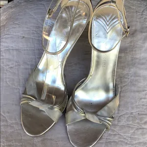 Enzo Anglionini‎ Heels thumbnail 2
