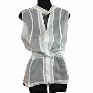 Fabletics Yoga Nylon Sleeveless Zippered Best Jacket Size Small thumbnail 4