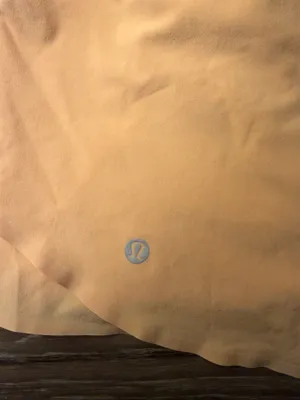 Lululemon Shorts thumbnail 4