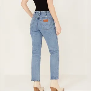 Wrangler Wild West 603 High Rise Straight Ripped Knee Jeans NEW 29 x 28 thumbnail 6