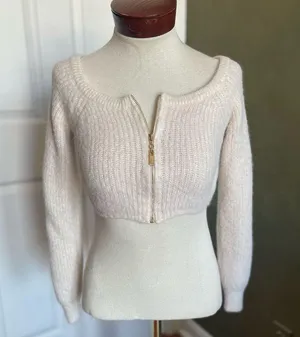 PrettyLittleThing Cropped Sweater Cream color Zipper Front Size S thumbnail 4