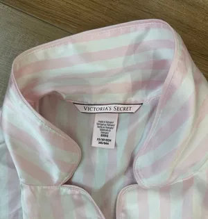 Victoria's Secret Pajama Set Satin Pink thumbnail 3