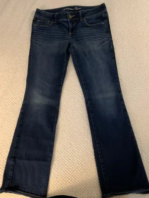 American Eagle Jeans thumbnail 1