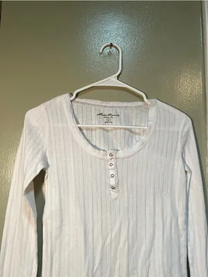 Eddie Bauer Women's Size Small Scoop Neck Henley Top White Lace Ribbed Cotton thumbnail 2