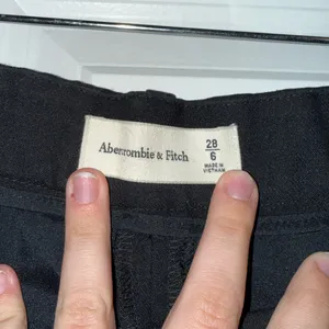 Abercrombie & Fitch Women’s Trousers thumbnail 3