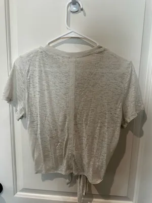 Lululemon shirt thumbnail 2