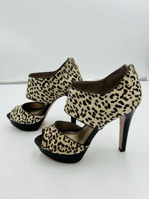 BCBGeneration Leopard Cow-Hair Platform Peep Toe D'Orsay 4.5" Heels Sz 6B thumbnail 4