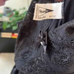 Shadowline size Large Elegant Black Lace Nightgown thumbnail 8