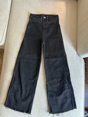H&M jeans thumbnail 1