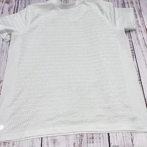 Lululemon athletic top thumbnail 2
