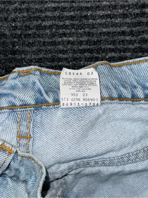Vintage 90s Levis 950 Orange Tab Relaxed Denim Shorts Distressed 6 / 26 USA Made thumbnail 8