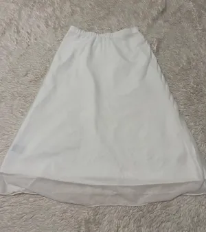 SheIn Flowy White Midi Skirt thumbnail 1