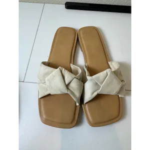 Abercrombie & Fitch Knotted Slide Sandals Women‎ 11 Strappy Suede Minimalist thumbnail 3