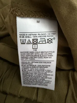 Old Navy Olive Drawstring Utility Shorts thumbnail 5