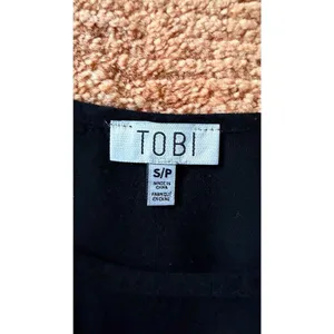 Tobi Black Flowy Cami Top Size S Lace Strap Ruffle Hem thumbnail 2