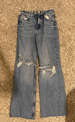ZARA Wide-Leg Jeans thumbnail 1