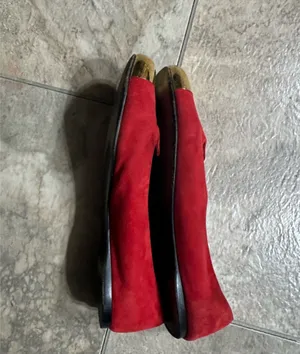 Yves Saint Laurent Red Suede Flats with Gold Toe Caps size 40/10US. thumbnail 6