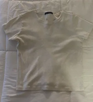 Brandy Melville Top Crop thumbnail 1