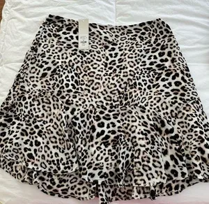 Cheetah Print Mini Skirt Size M thumbnail 1