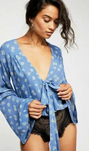 Free People Daisy Lace Bodysuit Blue Women’s Size Small thumbnail 1
