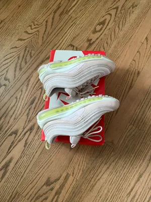 Nike Women’s Air Max 97 Barely Rose thumbnail 6
